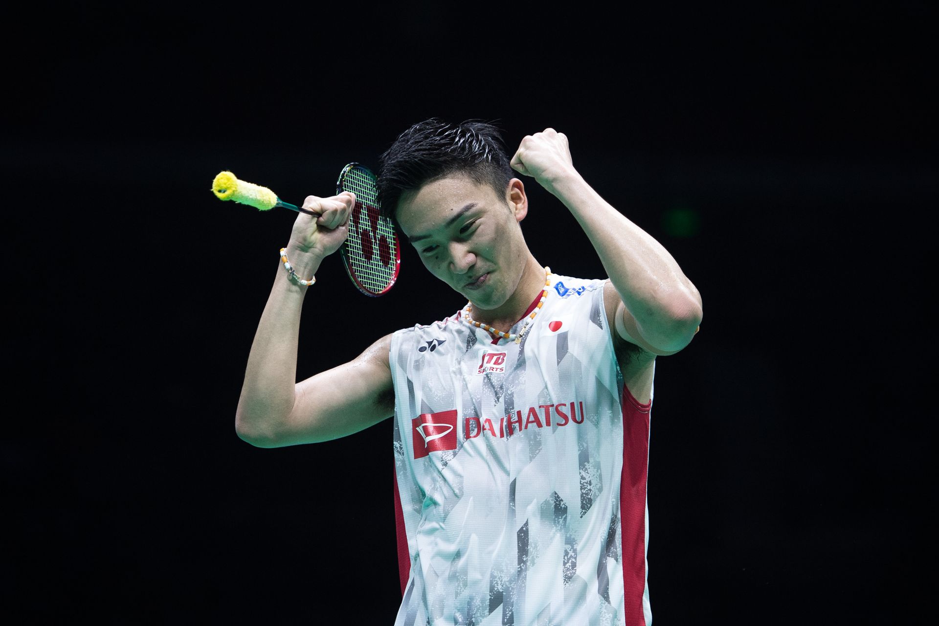 英格兰羽毛球队翻盘泰国羽毛球队，桃田贤斗惊艳世界的简单介绍