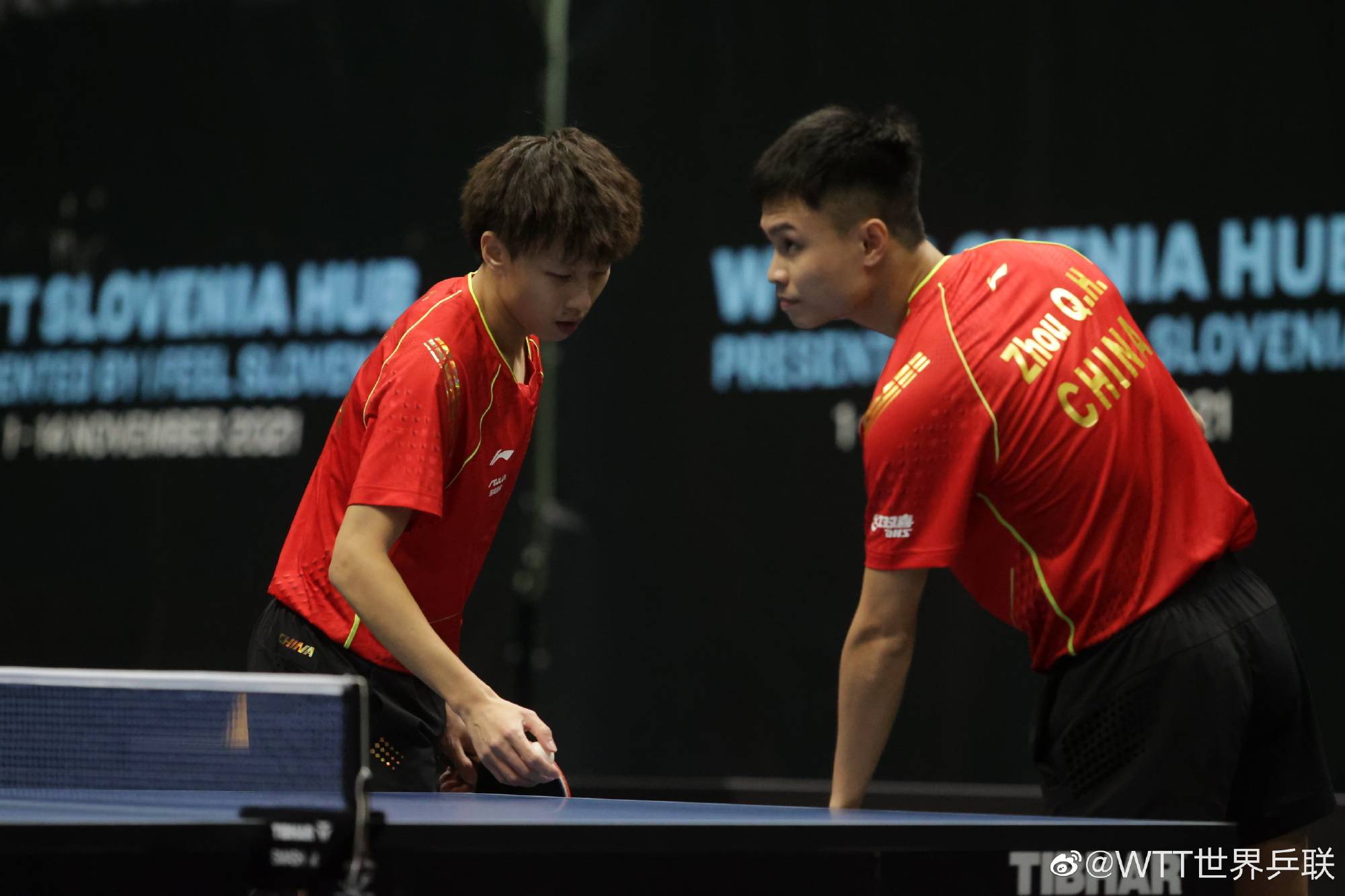 比利时乒乓球队碾压奥地利乒乓球队，王皓完成帽子戏法