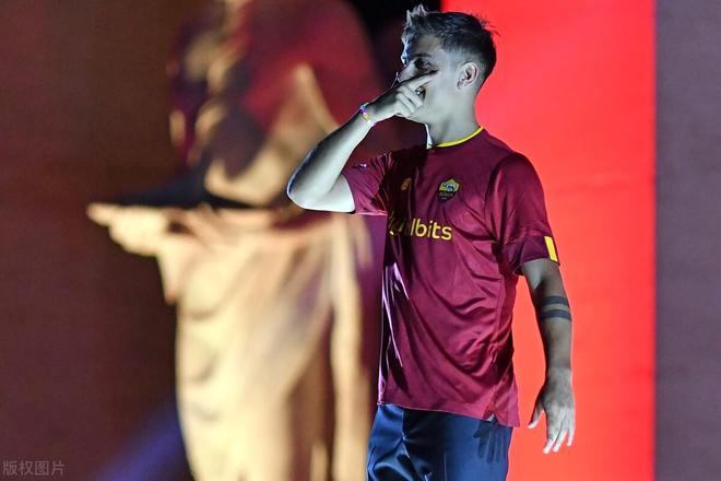 爱游戏体育-罗马队表现不佳，球迷发火要求改进的简单介绍