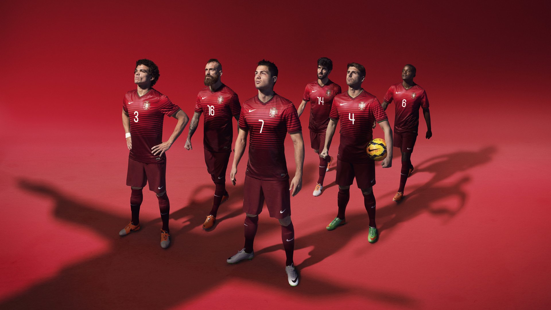 巴雷拉赛后评分拉满，伊朗新星闪耀，比利亚雷亚尔的亚洲风暴